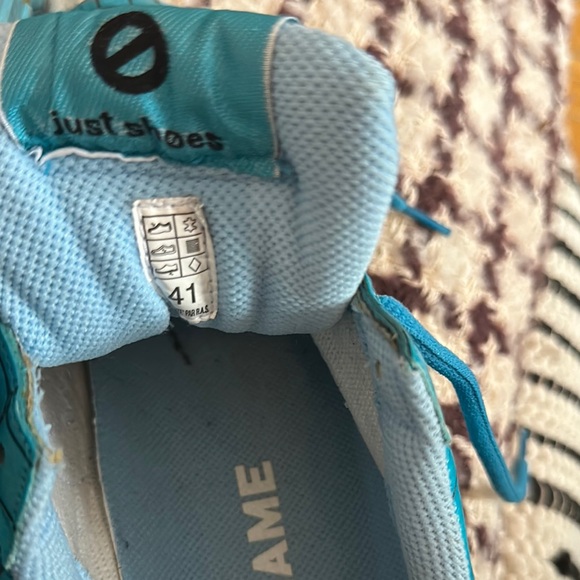 Blue Shoes. Older model. Good use condition - Picture 8 of 12